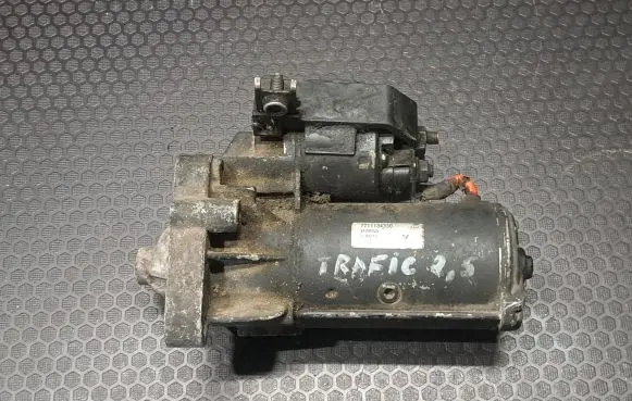 Renault Trafic II (X83) Starter motor 7711134330