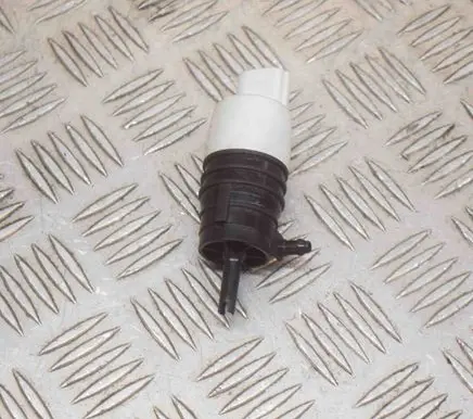 BMW 2 F22 F23 Windscreen/windshield washer pump 7298309