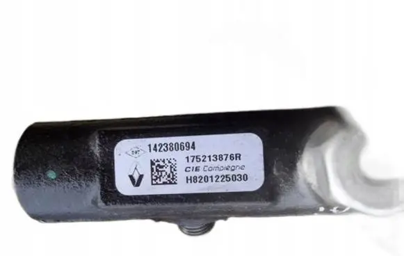 Nissan Qashqai Fuel main line pipe 142380694