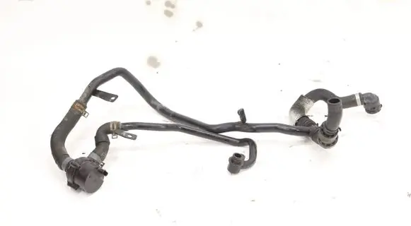 Volkswagen Touran III Engine coolant pipe/hose 5Q0965567J