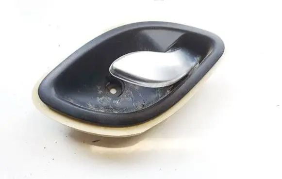 Renault Laguna II Rear door interior handle 8200000724