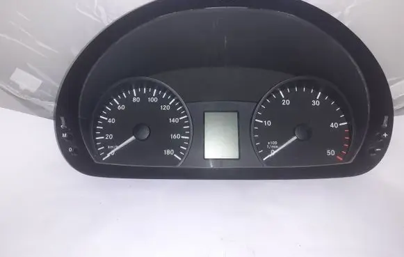 Mercedes-Benz Sprinter W906 Speedometer (instrument cluster) A9069005200