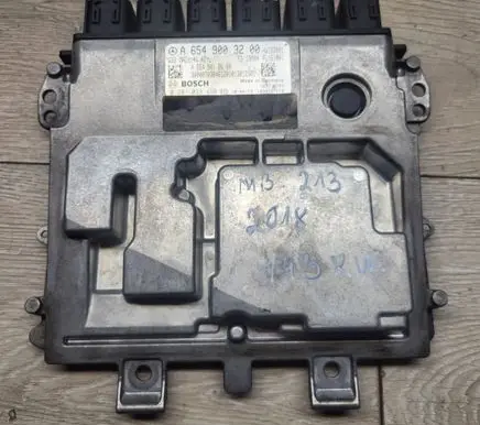 Mercedes-Benz E W213 Engine control unit/module A6549003200 A6549012600 1039T27110
