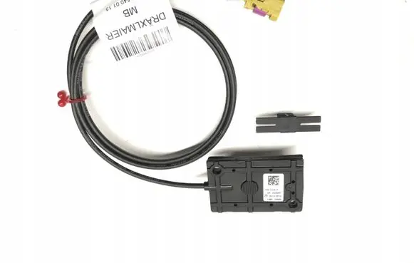 Mercedes-Benz C W205 EUR ISO radio connector 