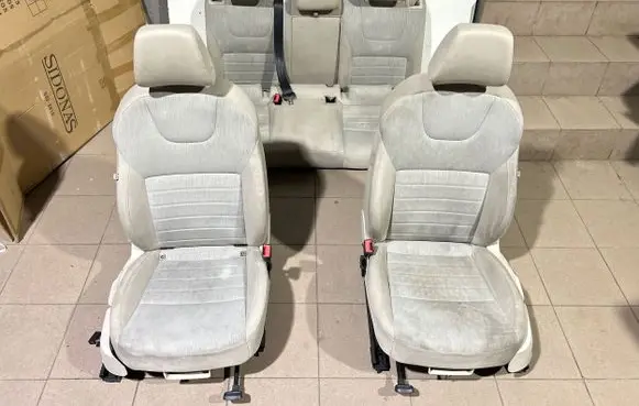 Seat set