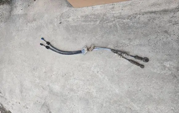 Toyota Corolla Verso E121 Gear shift cable linkage 