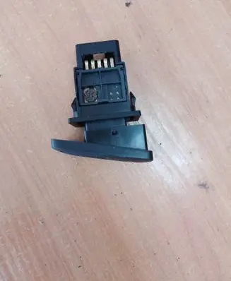 Toyota Land Cruiser (J120) Hazard light switch