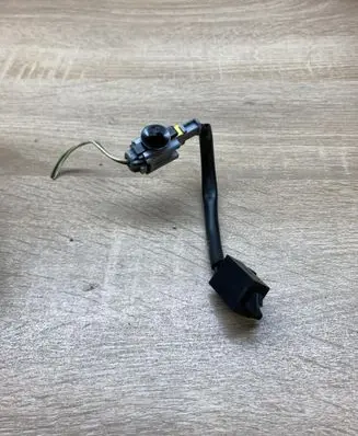 Peugeot 308 Clutch pedal sensor 9652843480