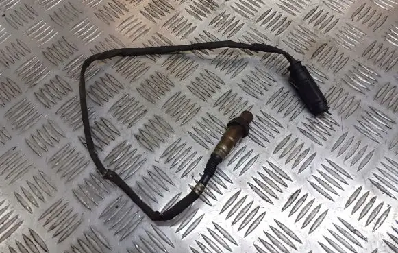 Mercedes-Benz C W203 Lambda probe sensor 0015400717