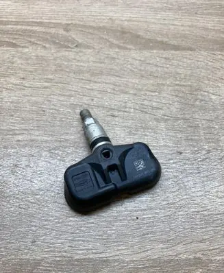 Toyota Camry Tire pressure sensor 3729APMV107J PAXPMV107J