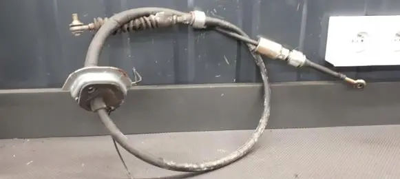 Mitsubishi Galant Gear shift cable linkage 