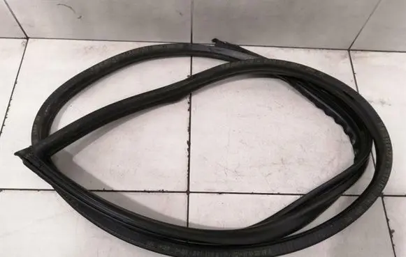 Porsche 911 991 Rubber seal front coupe door 99153707604