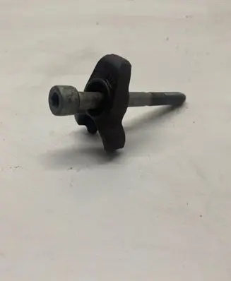 Land Rover Evoque I Fuel Injector clamp holder 