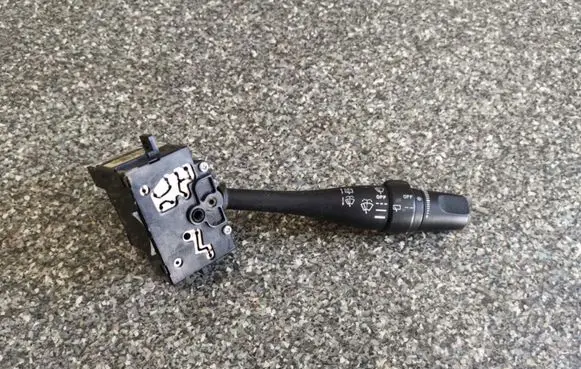 Nissan Almera N16 Wiper control stalk 36990B
