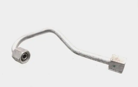 Fuel injector supply line/pipe