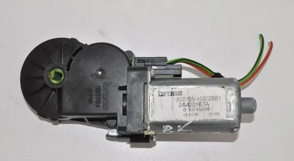 Mitsubishi Carisma Seat adjustment motor 2A420167A