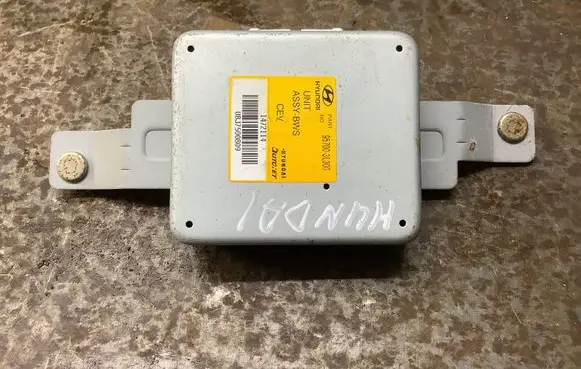 Hyundai Grandeur Parking PDC control unit/module 957003L300 1472114 UBJ7500809