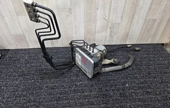 BMW 5 G30 G31 ABS Pump 6896985 34516896985 54088239A