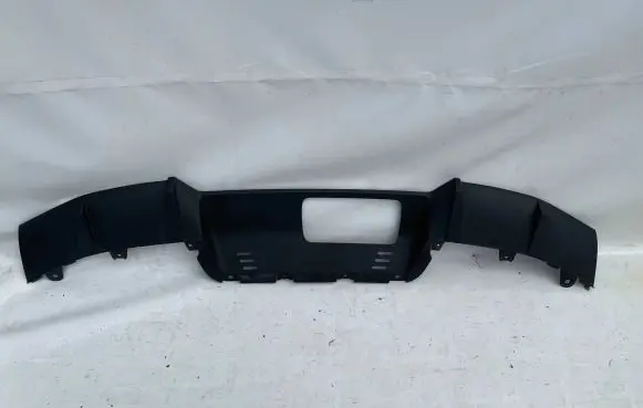BMW iX Rear bumper lower part trim 8737824