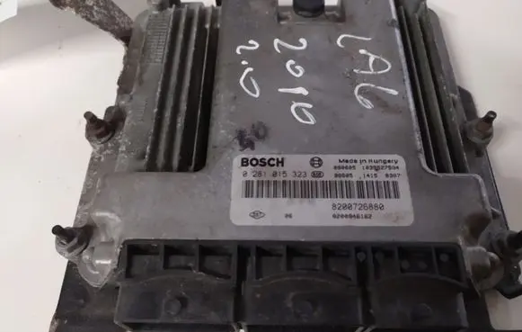 Renault Laguna III Engine control unit/module 0281015323 8200726880