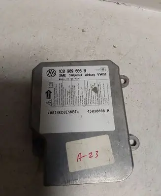 Volkswagen PASSAT B5.5 Airbag control unit/module 1C0909605B 45030808 5WK43124
