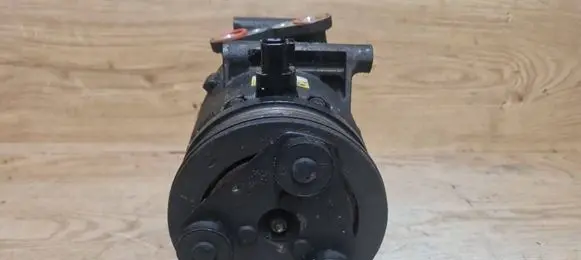 Volvo V50 Air conditioning (A/C) compressor (pump) 6M5H19D629AB