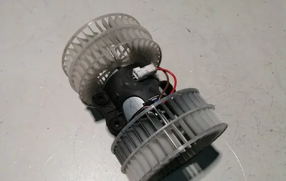 Mercedes-Benz Vito Viano W639 Heater fan/blower B8850002