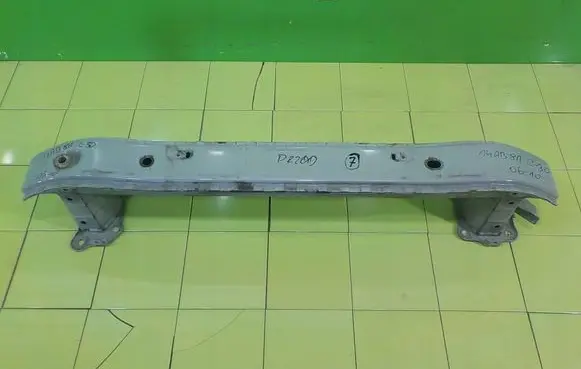 Volvo C30 Front bumper support beam PRZOD