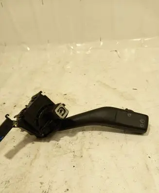 Volkswagen Caddy Wiper control stalk 1K0953519 01203504 20350450615