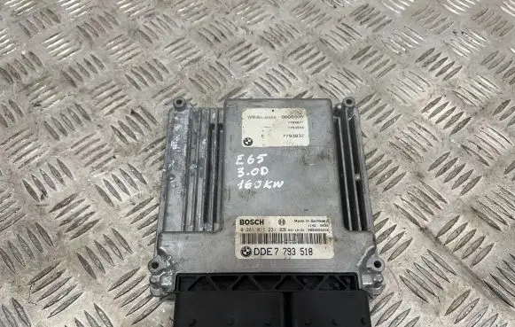 BMW 7 E65 E66 Engine control unit/module 0281011231