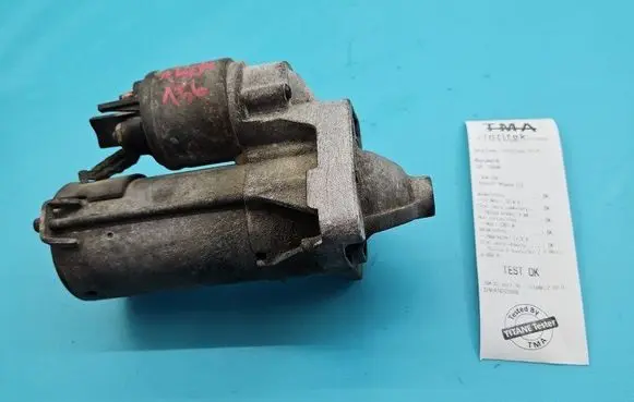 Renault Megane III Starter motor 233003329R IMPRK1504156