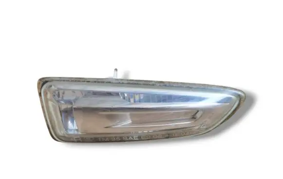 Opel Astra J Front fender indicator light 13273103