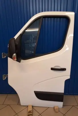 Renault Master III Front door OE801001658R 0389