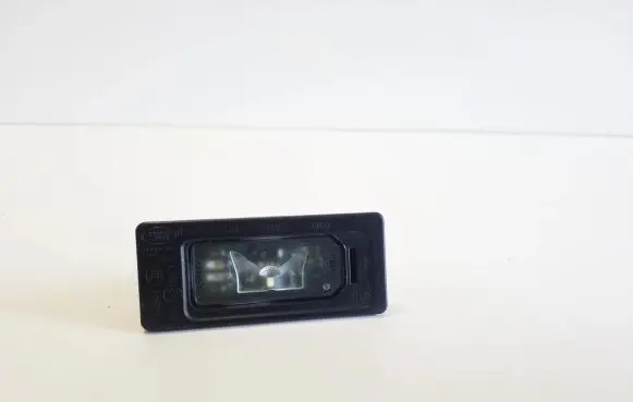 Land Rover Evoque II Number plate light HY3213B627AB