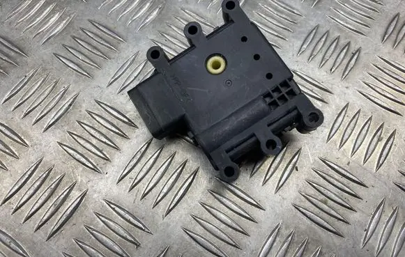 Mazda 6 Heater blower fan relay 4120W