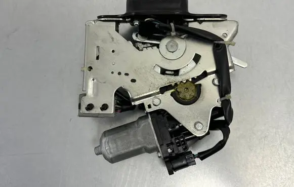 Jeep Grand Cherokee Tailgate/trunk/boot lock/catch/latch D7661372B