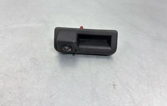 Volkswagen PASSAT B9 Tailgate handle with camera 5P3980568F 5E3827566A