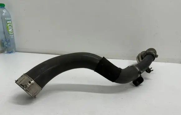 Nissan Qashqai J12 Intercooler hose/pipe 144606UB0A