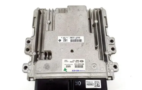 KIA Ceed Engine control unit/module 391002U202