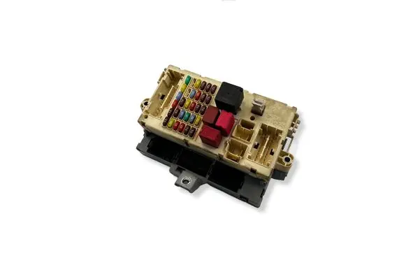 Fiat Ducato Fuse module C106