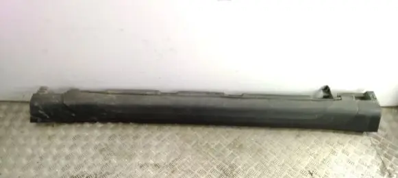 Suzuki SX4 S-Cross Sill 7723261M