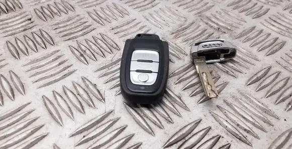 Audi A7 S7 4G Ignition key/card 4H0959754K