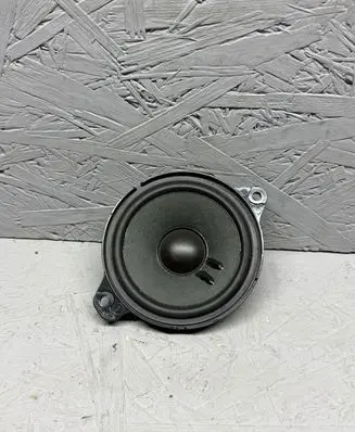 Audi A4 S4 B9 8W Rear door speaker 8W0035303