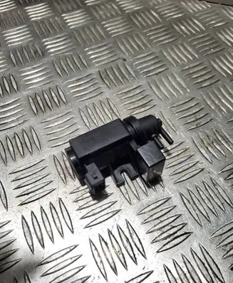 BMW 7 E65 E66 Turbo solenoid valve 70057900