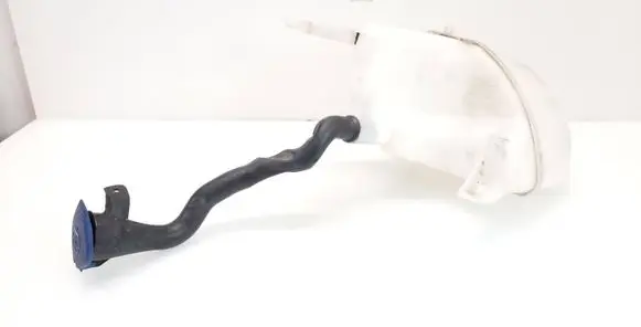 Volvo V60 Windshield washer fluid reservoir/tank 31253219 31301797 31253218