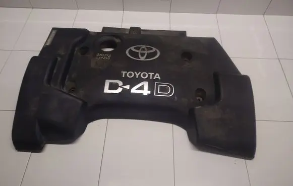 Toyota Corolla Verso E121 Engine cover (trim)