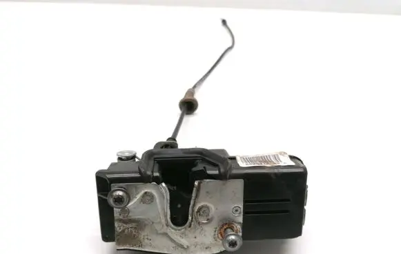 Tesla Model S Front door lock 6008912-00-C