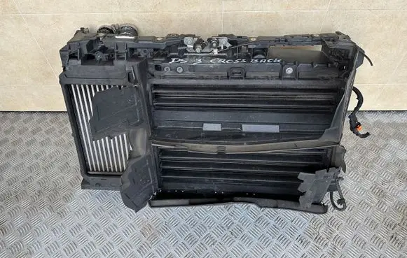 Citroen DS3 Radiator support slam panel