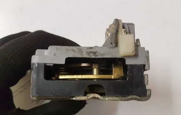 Citroen C5 Front door lock