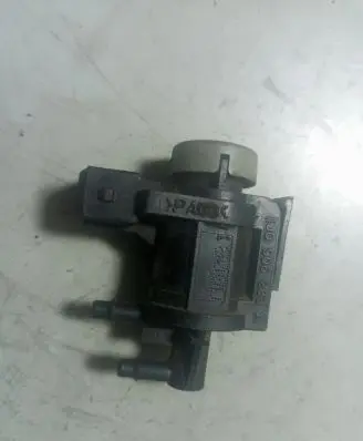 Volkswagen PASSAT B6 Turbo solenoid valve 1J0906283A